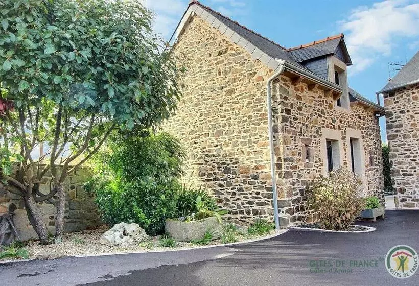 Aamiaismajoitus (B&B) Le Bel Arbre