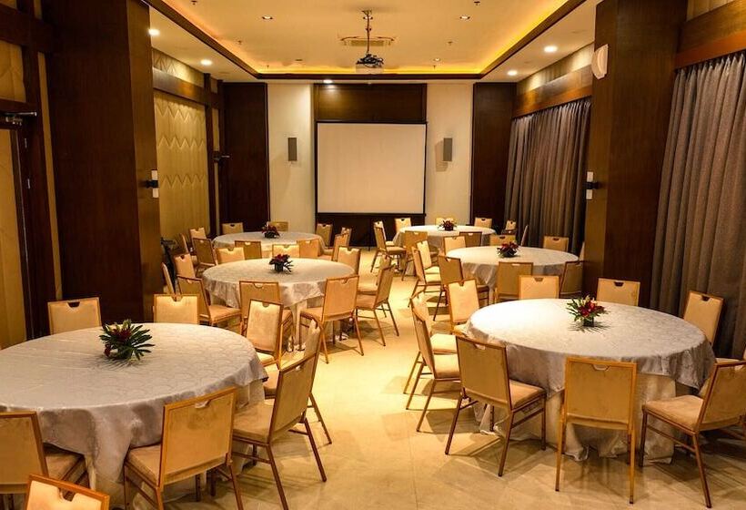 Szálloda Cebu One Tectona Resort