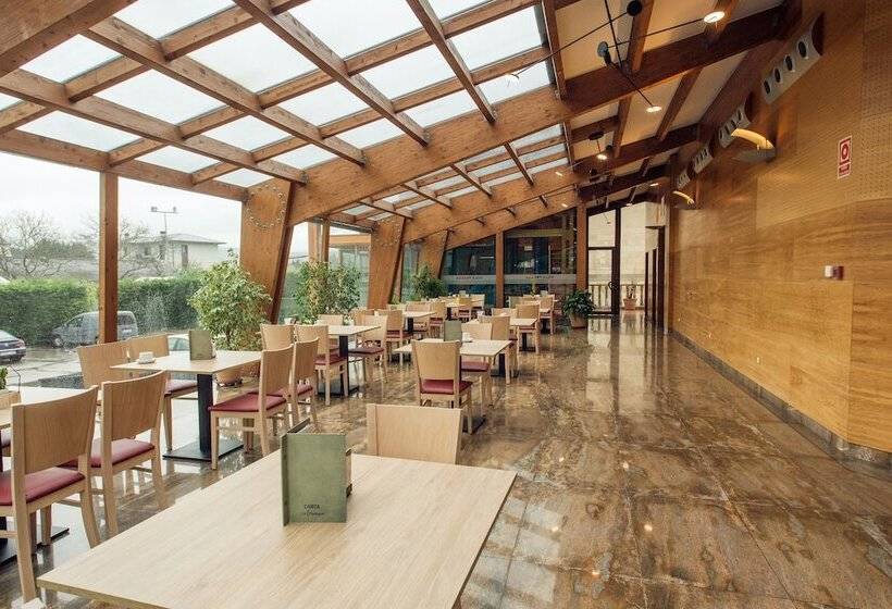 Apartamentos Spa Villa Pasiega