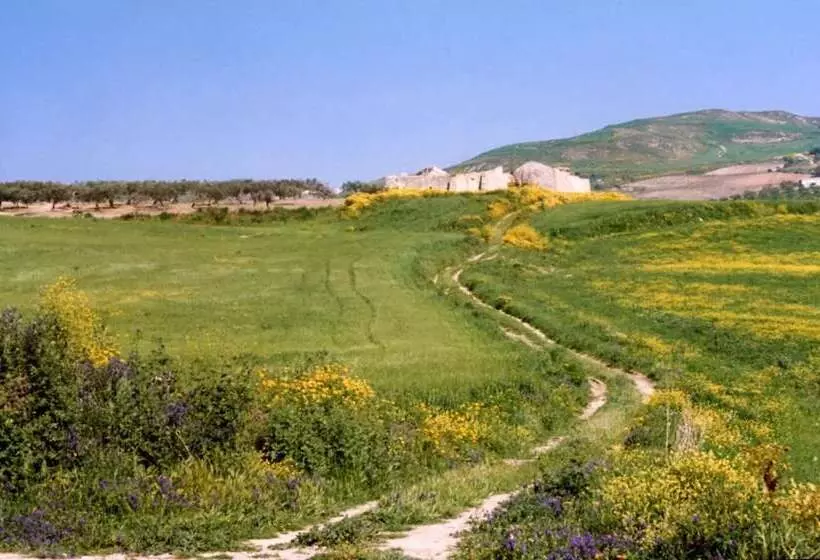 تختخواب و صبحانه Candalù Hotels Villa Giardinata