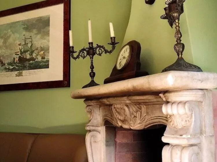 تختخواب و صبحانه Candalù Hotels Villa Giardinata