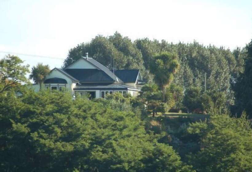 Cambridge Coach House