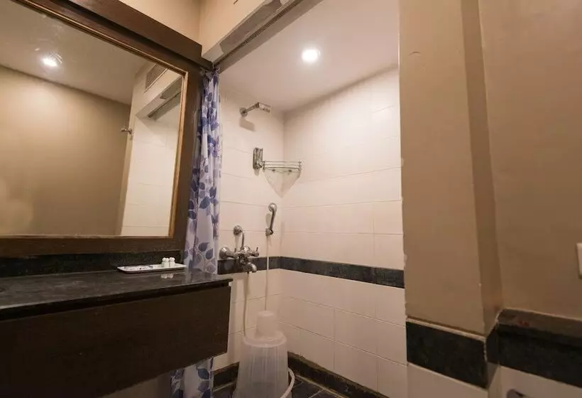 Fabhotel Santhome Inn