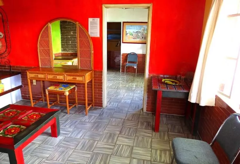 فندق Ajijic Plaza Suites