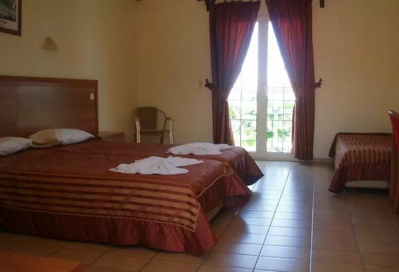 Hôtel Anaxos