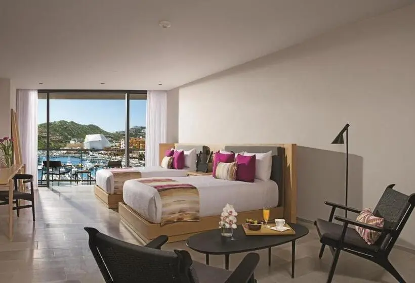 ホテル Breathless Cabo San Lucas   Adults Only