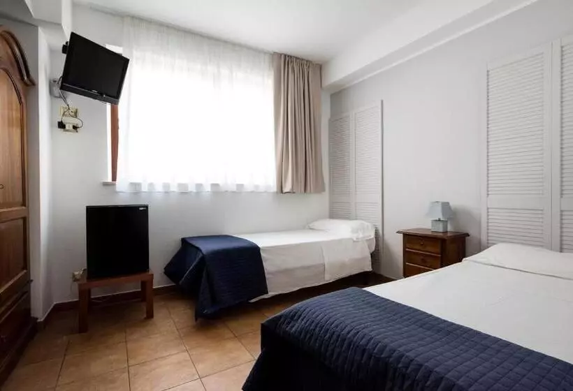 هتل Cabrera House