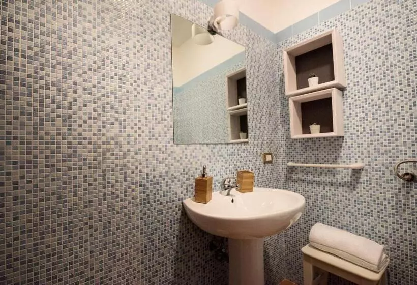 هتل Cabrera House