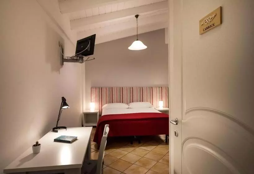 هتل Cabrera House