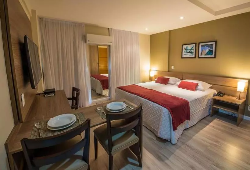 Отель Logic Hoteis Duque De Caxias