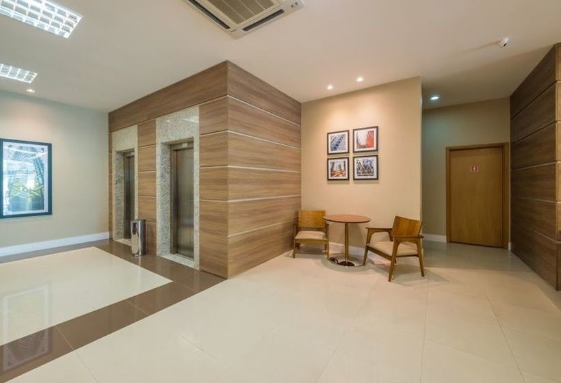 هتل Logic Hoteis Duque De Caxias