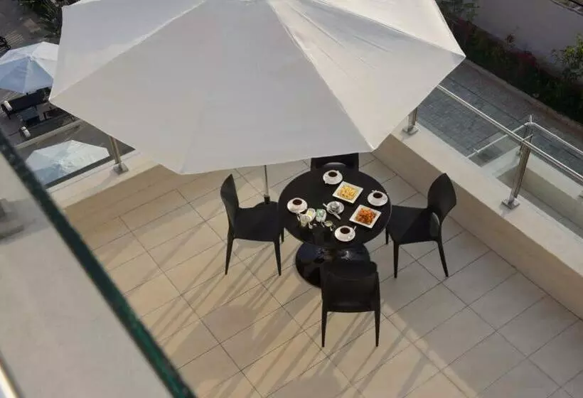 Hotel Marasa Sarovar Premiere