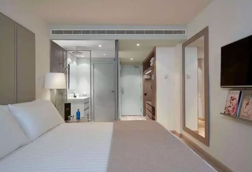 Отель Meliá Calviá Beach