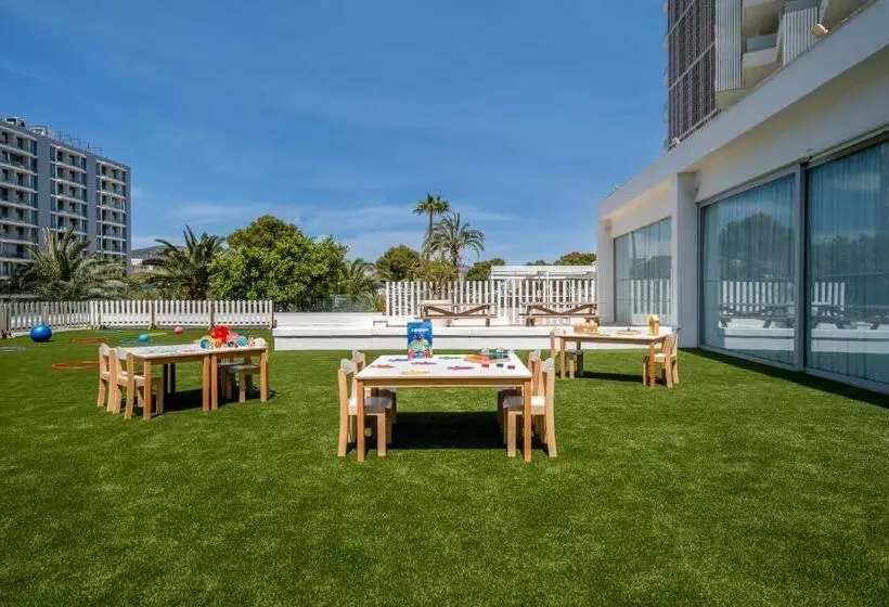 Отель Meliá Calviá Beach