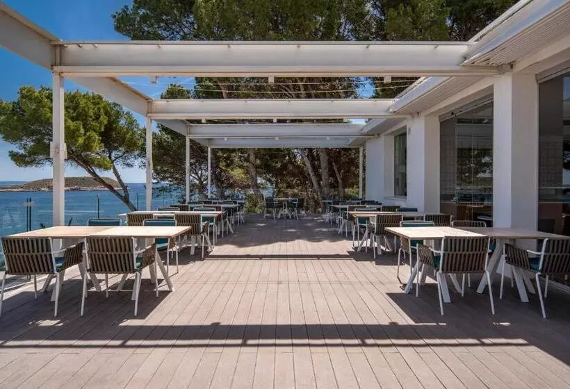 Отель Meliá Calviá Beach