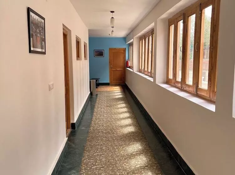 Hotelli New Glacier View