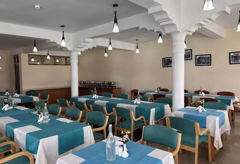 Hotelli New Glacier View