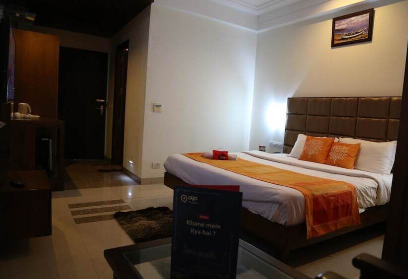 Hotell Oyo Rooms Vip Road Zirakpur