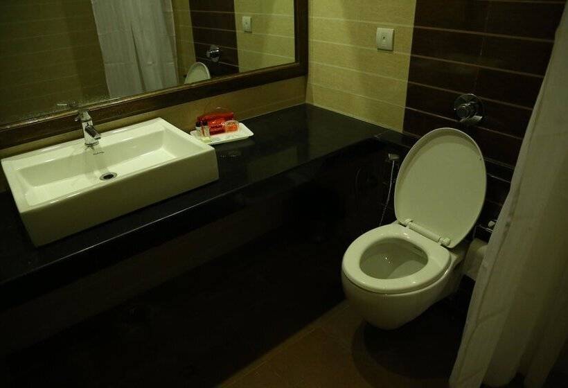 Hotell Oyo Rooms Vip Road Zirakpur