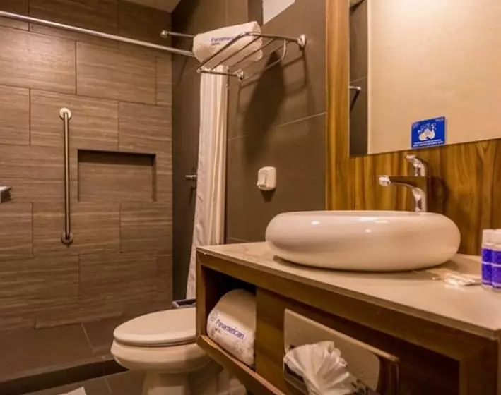 فندق Panamerican