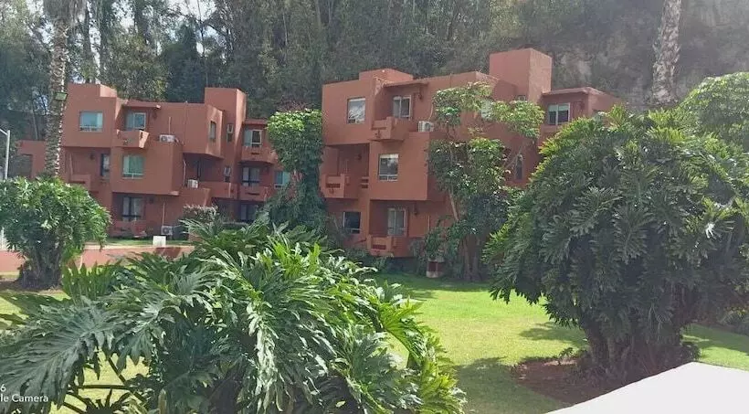 فندق Punta Galeria