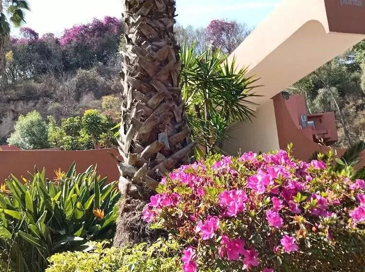 فندق Punta Galeria