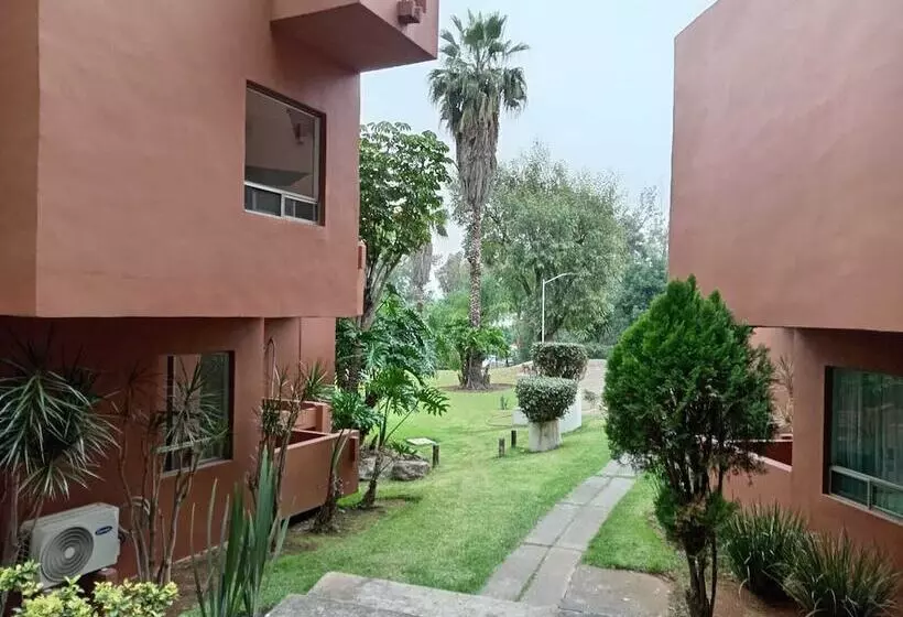 فندق Punta Galeria