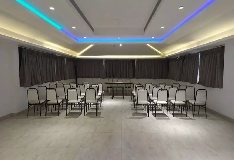 Hotel Rainbow