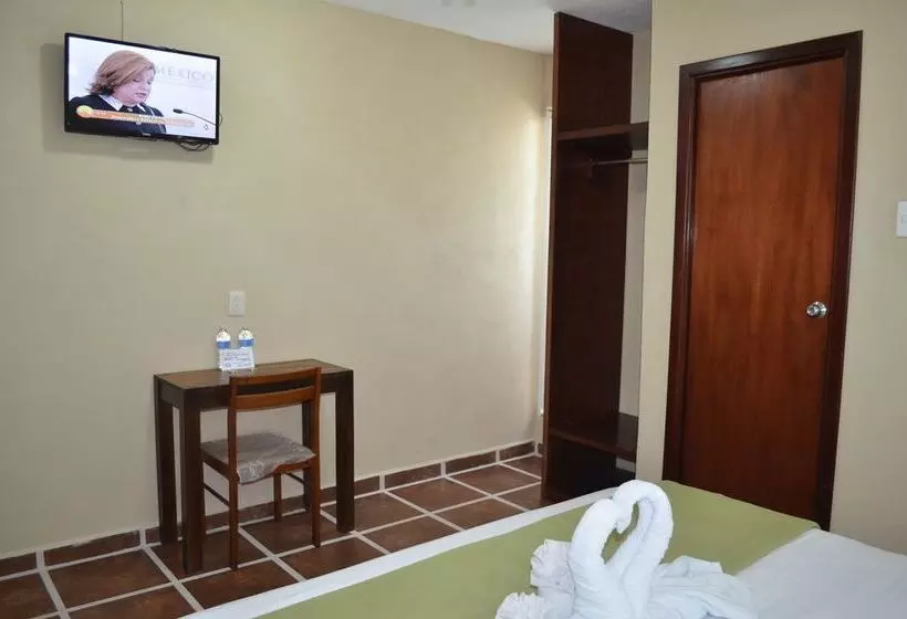 فندق Real Azteca