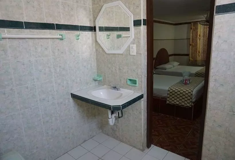 فندق Real Azteca