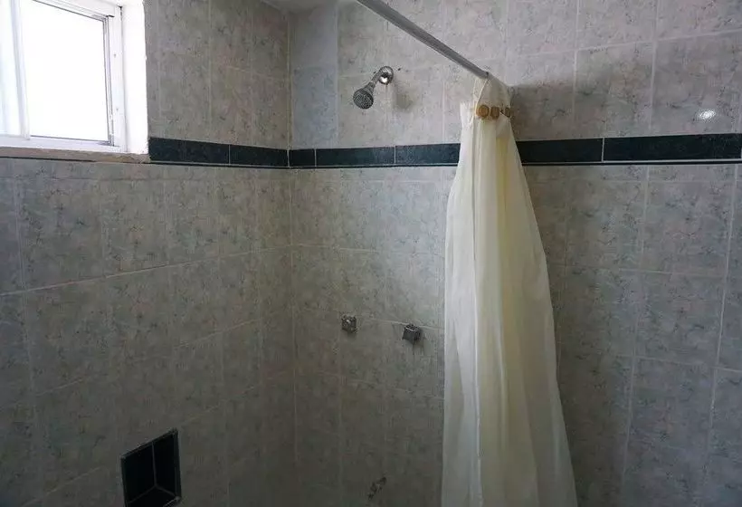 فندق Real Azteca