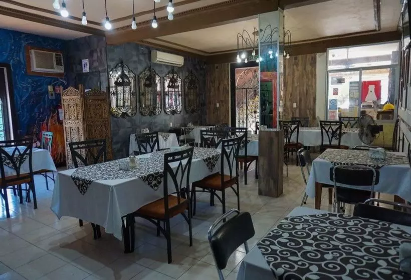 فندق Real Azteca