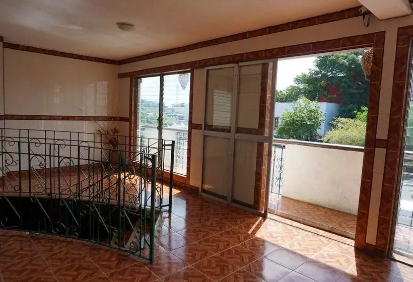 فندق Real Azteca