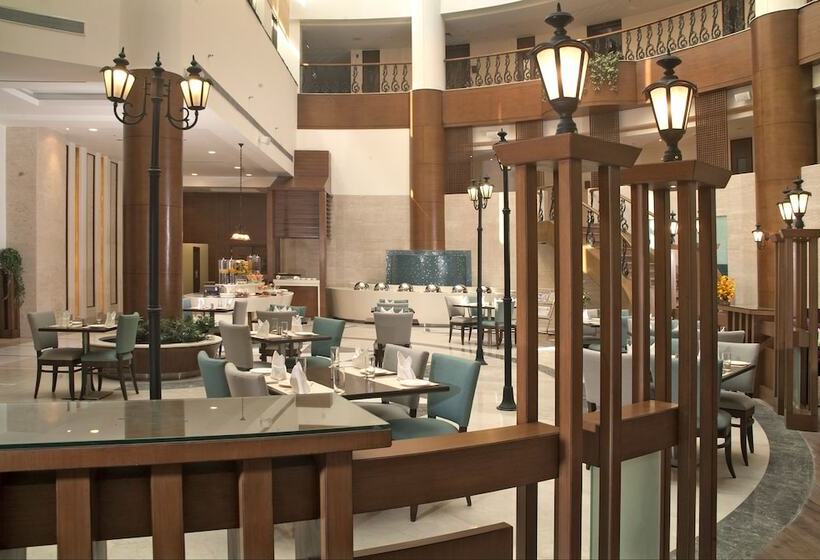 هتل Savoy Suitesgreater Noida