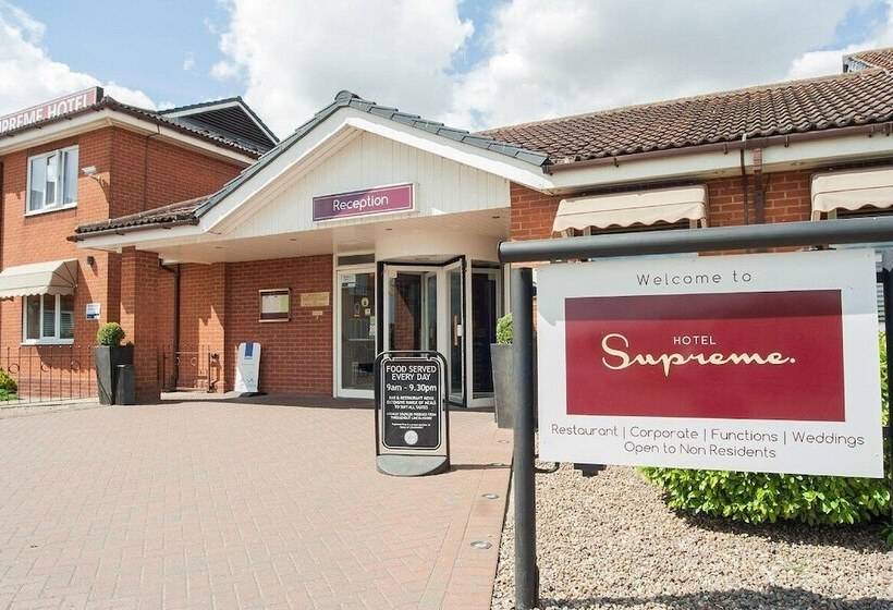 ホテル Supreme Inns Boston