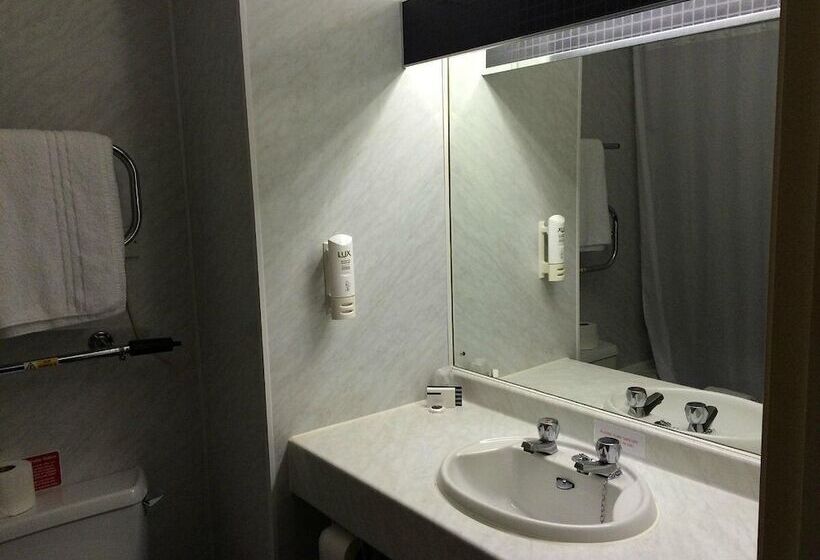 ホテル Supreme Inns Boston