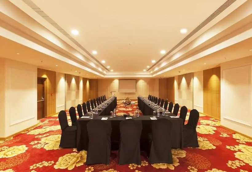 فندق United 21 The Grand