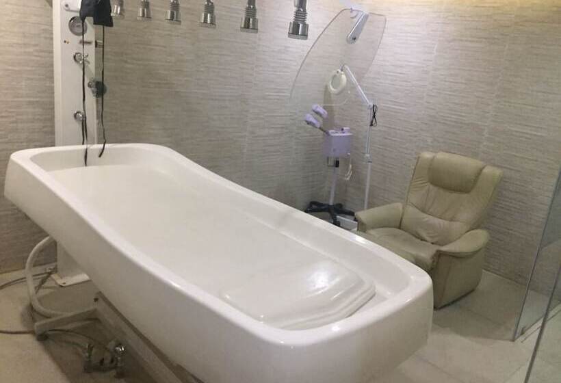 فندق United 21 The Grand