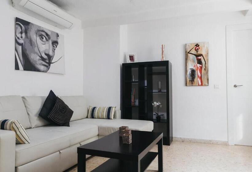 Marqués de Guadiaro 1 Apartamentos