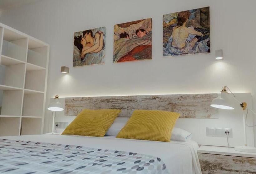 Marqués de Guadiaro 1 Apartamentos