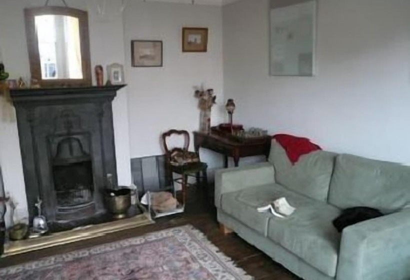 پانسیون Grange Guest House