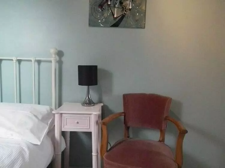 Majatalo Grange Guest House