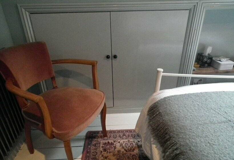 پانسیون Grange Guest House