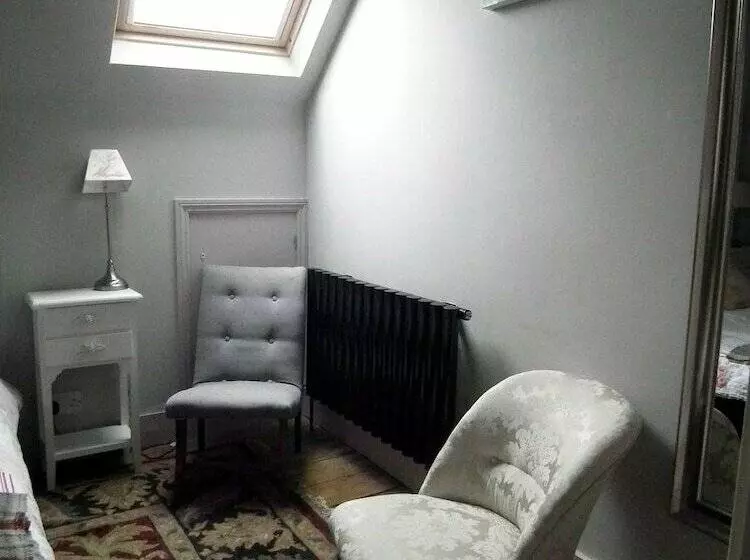 Majatalo Grange Guest House