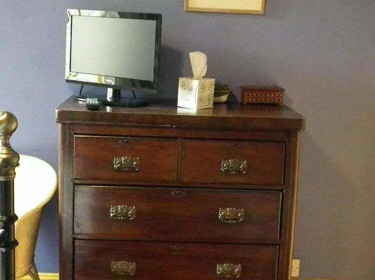 Majatalo Grange Guest House