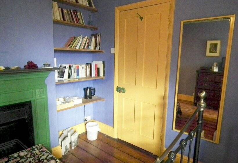 پانسیون Grange Guest House