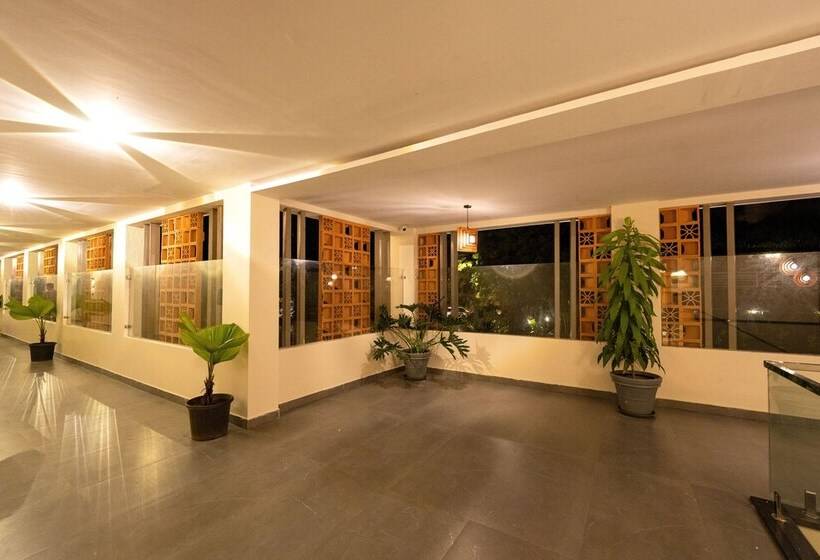 אתר נופש Tgi Star Holidays Yercaud