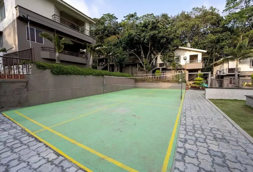 استراحتگاه Tgi Star Holidays Yercaud