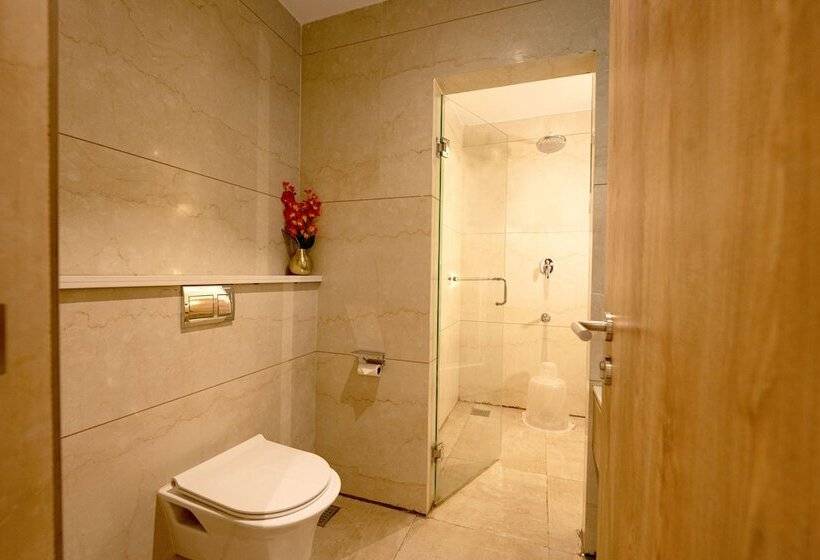 אתר נופש Tgi Star Holidays Yercaud