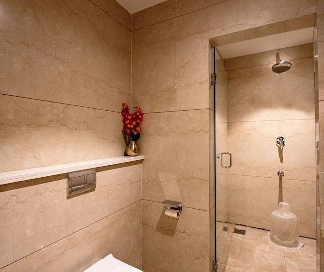 אתר נופש Tgi Star Holidays Yercaud